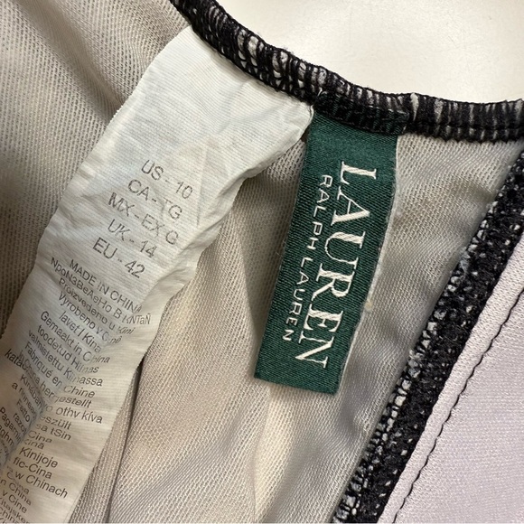 Lauren Ralph Lauren Graphic Floral Slimming One Piece Swimsuit Size 10 - Picture 9 of 9